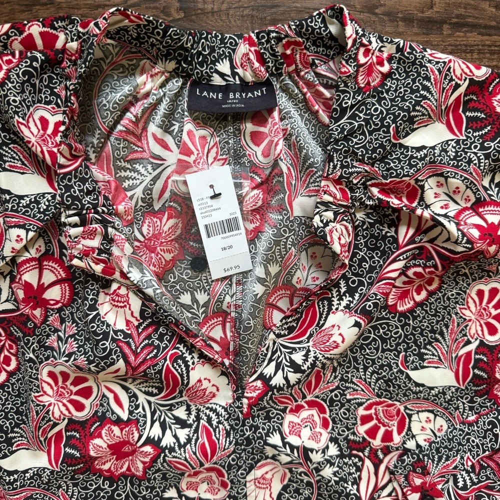 NWT Lane Bryant 18/20 Floral Paisley Blouse Red Black V-Neck Top Plus Size